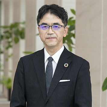 福田修平氏